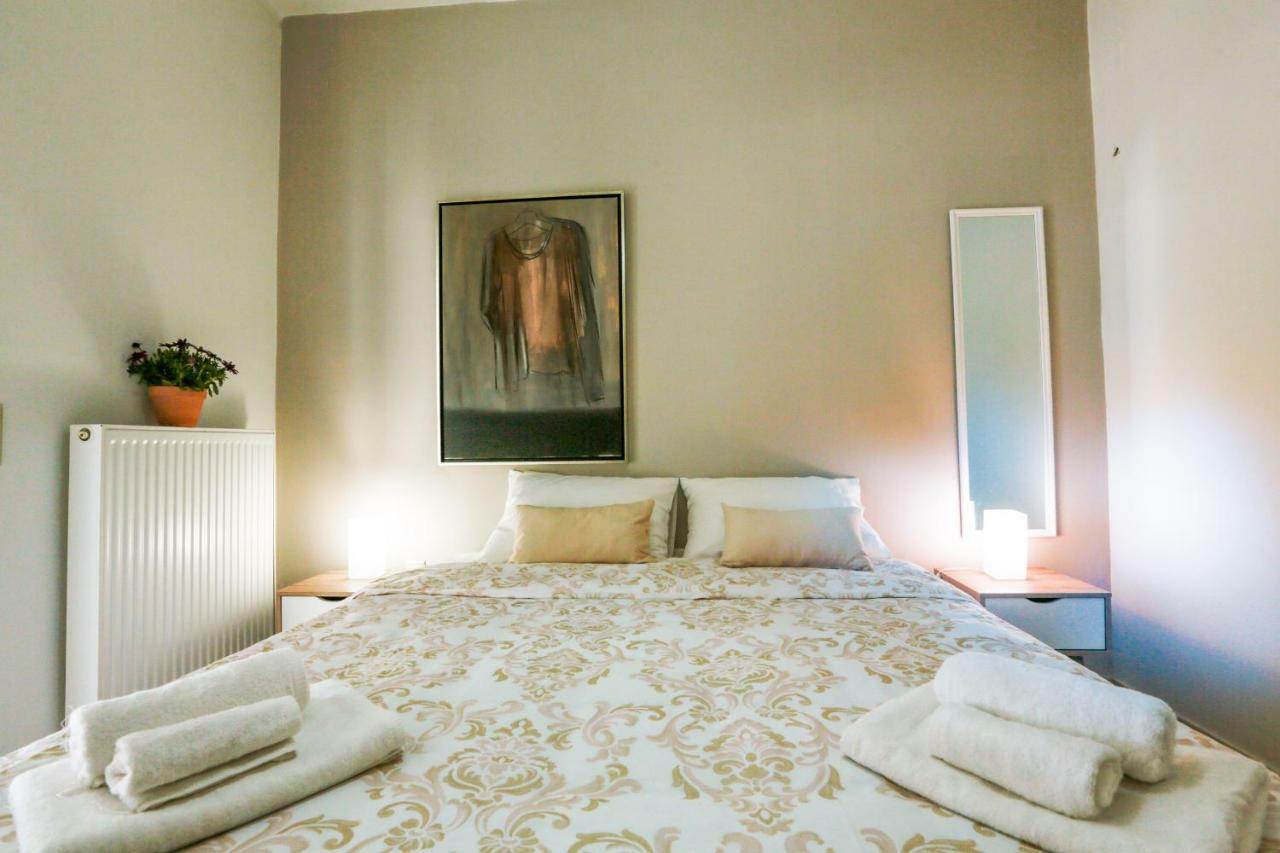 Katia'S Pepper Tree Apartment Heraklion  Екстер'єр фото